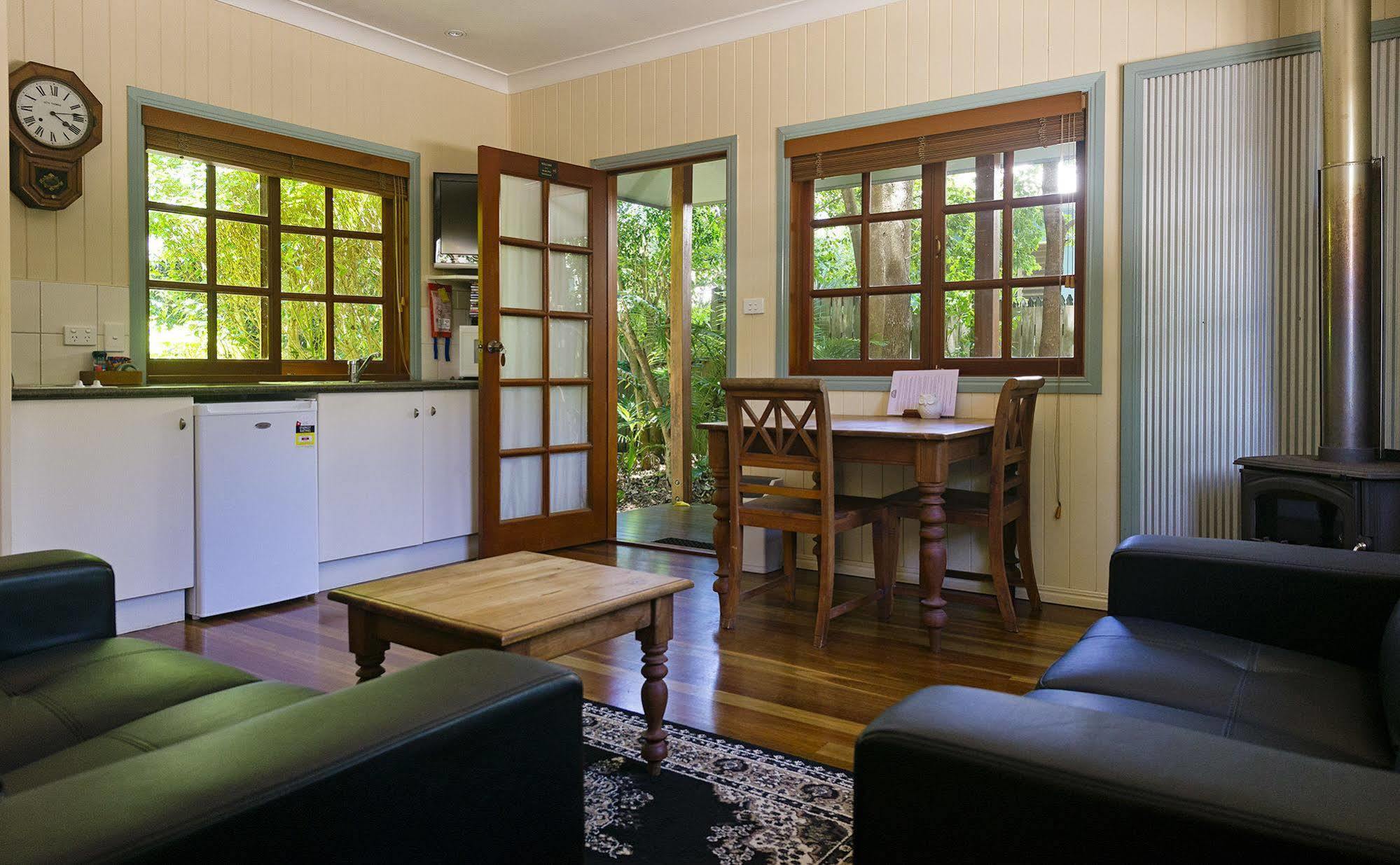 Allumbah Pocket Cottages Yungaburra Extérieur photo