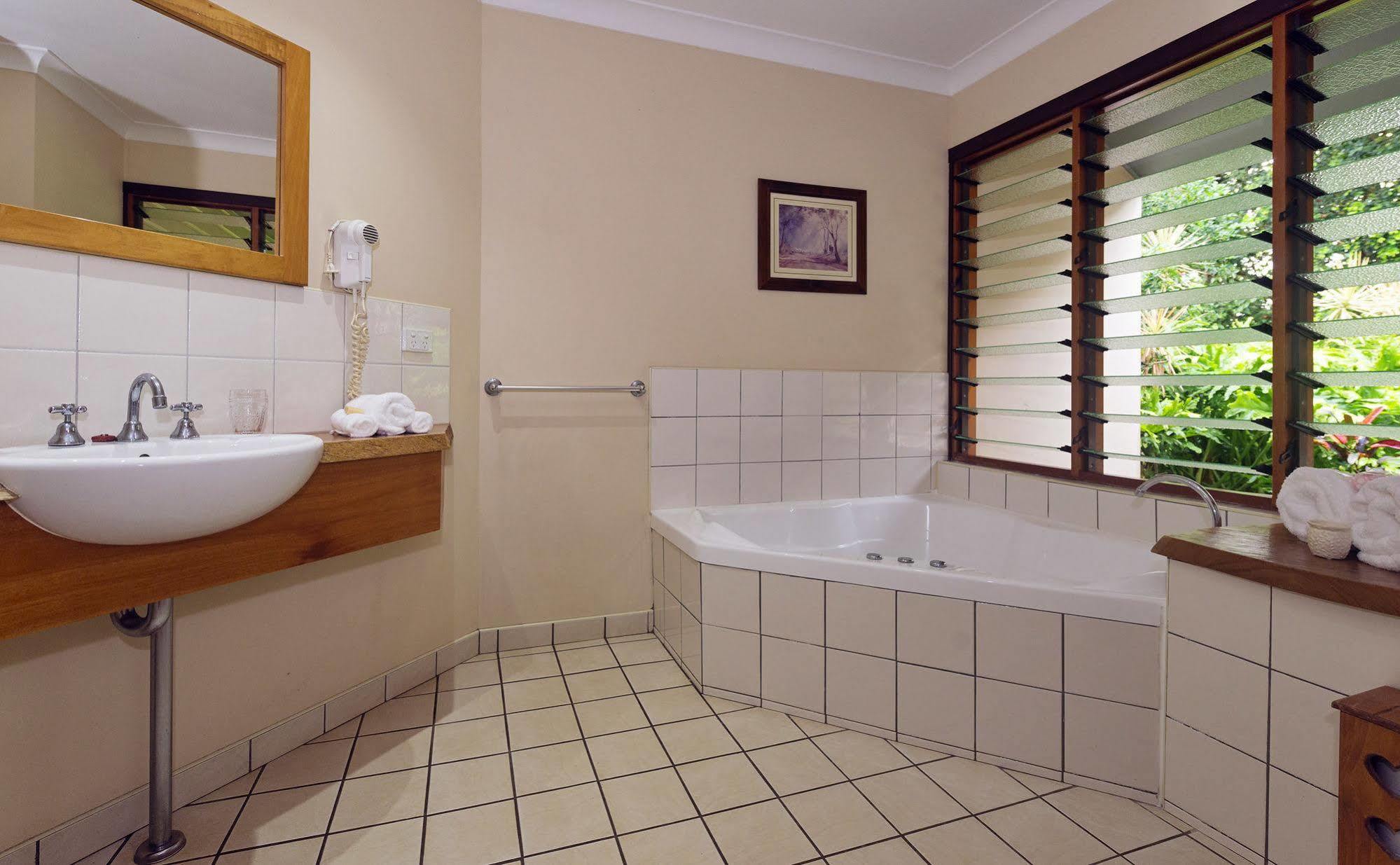 Allumbah Pocket Cottages Yungaburra Extérieur photo